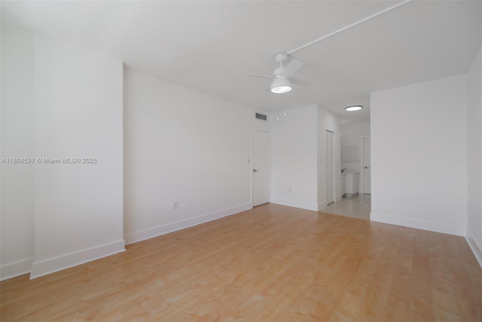 HEMISPHERES CONDO - Residential Lease