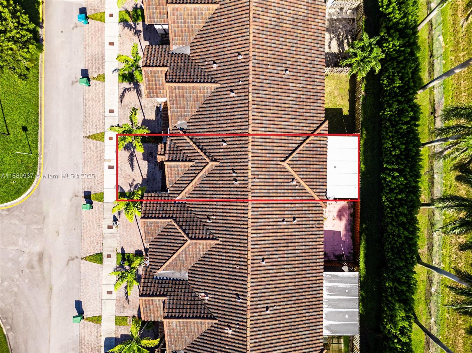 COCO PALM ESTATES - Residential