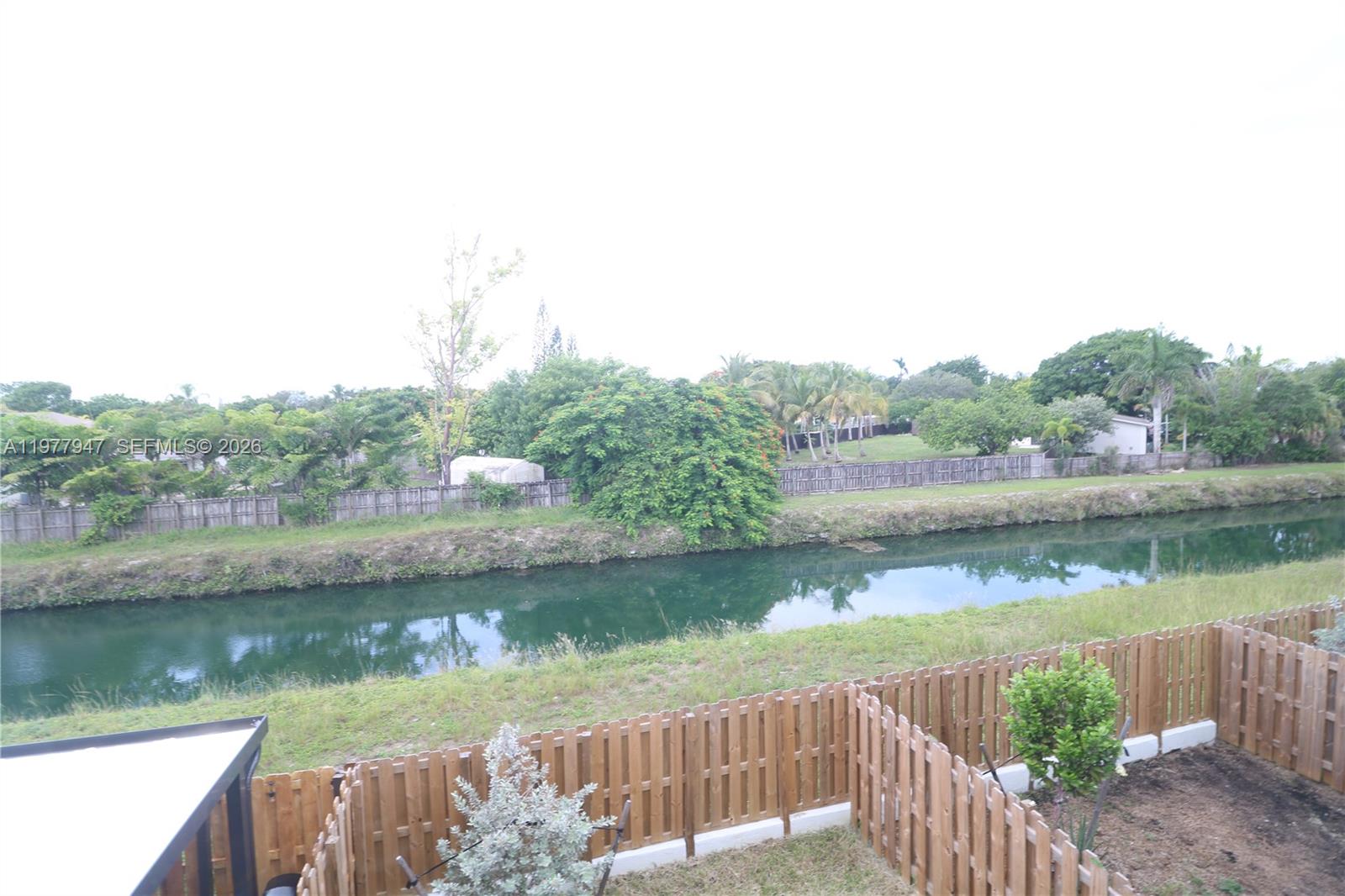 PARADISE PINES - Residential