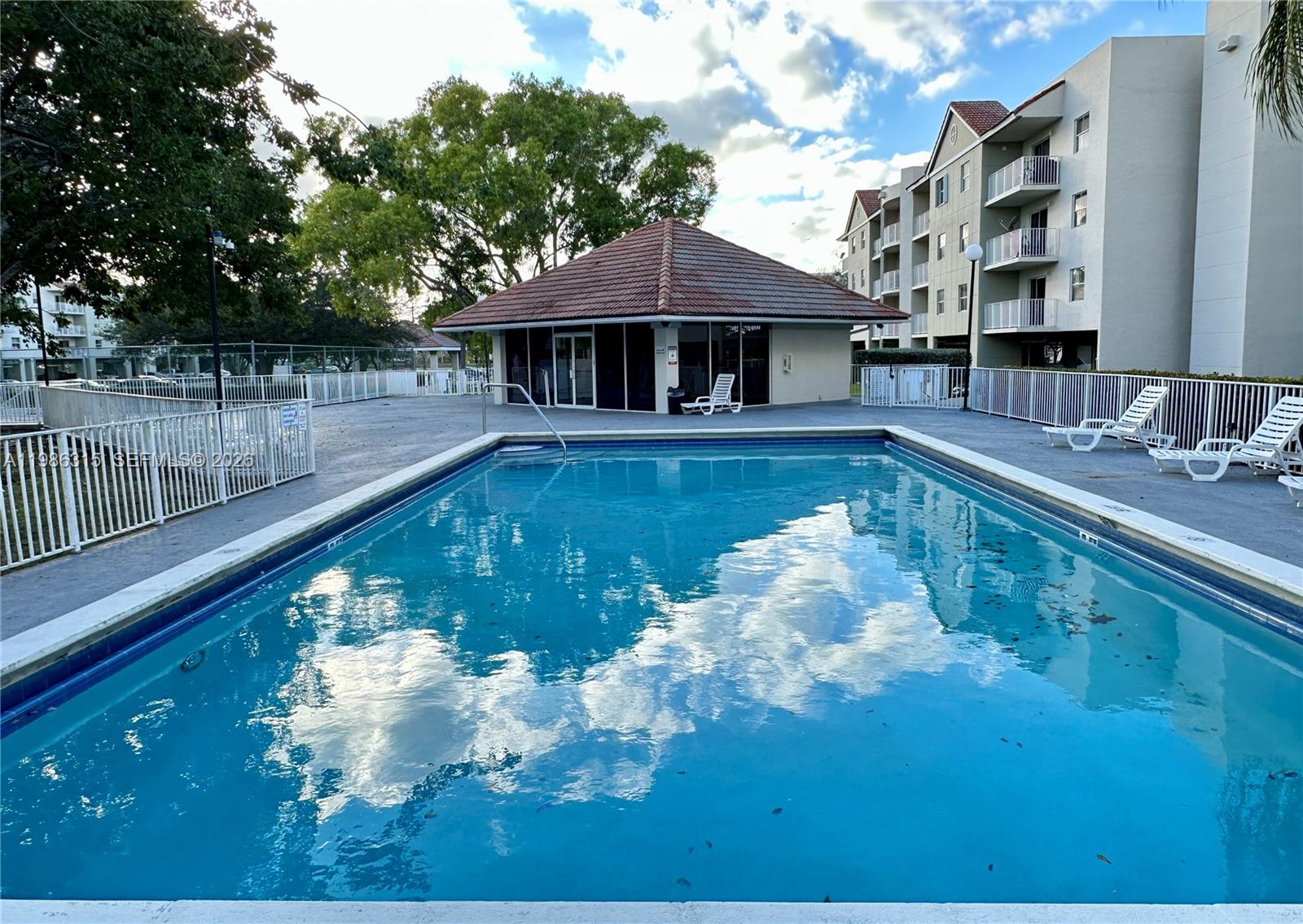 SAGA BAY GARDENS CONDO - Residential Lease