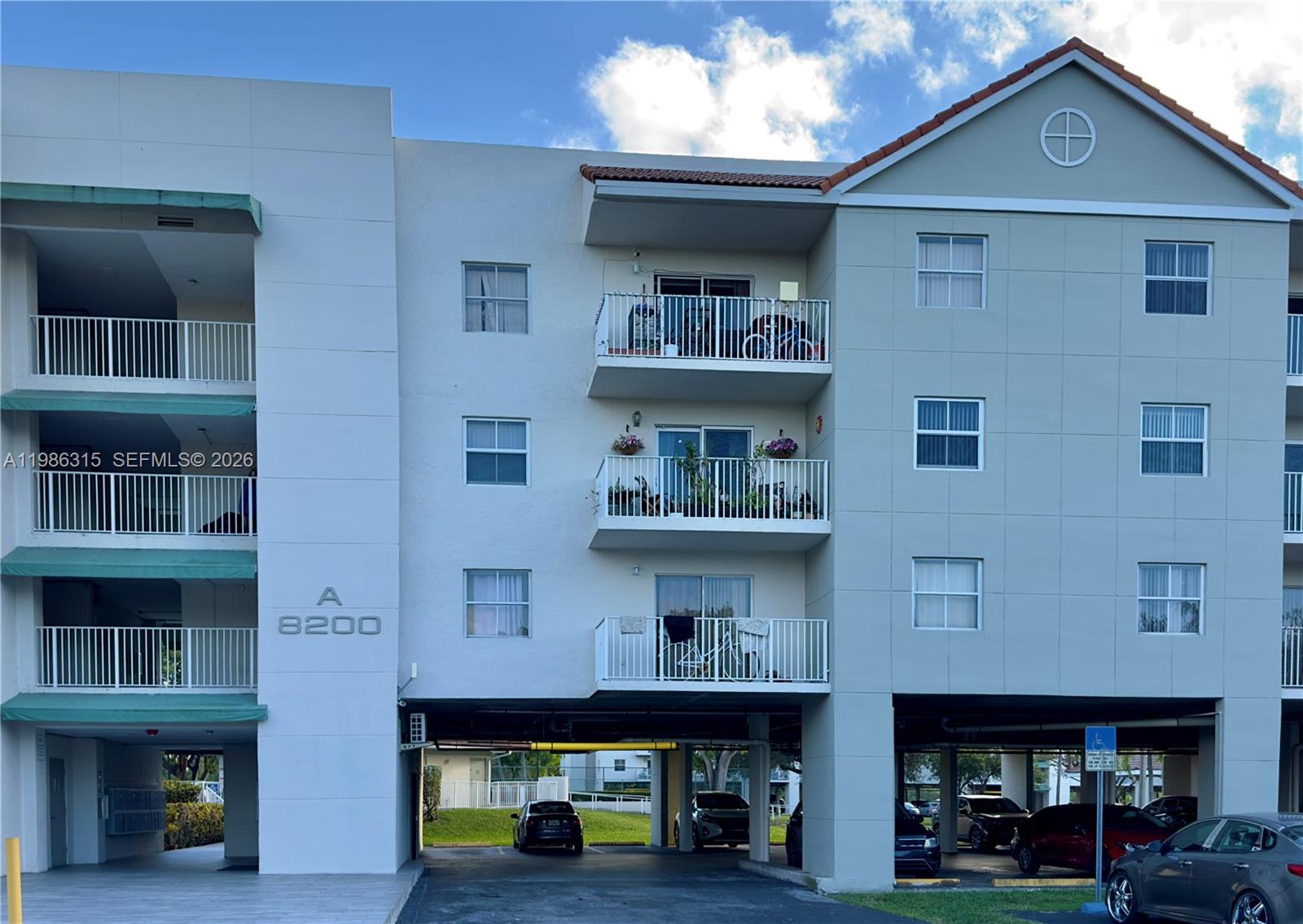 SAGA BAY GARDENS CONDO - Residential Lease