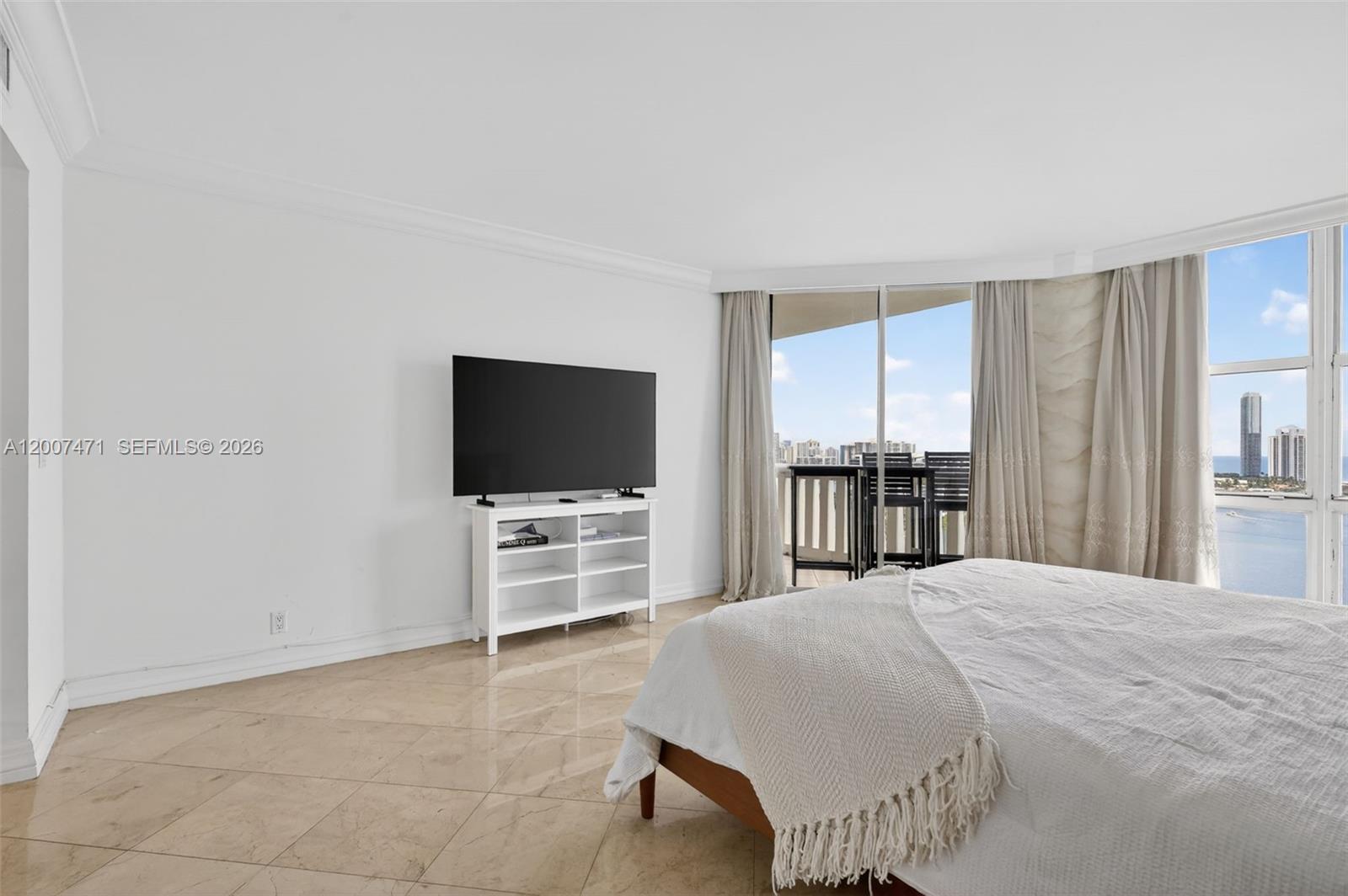 3000 ISL BLVD WILLIAMS IS - Residential