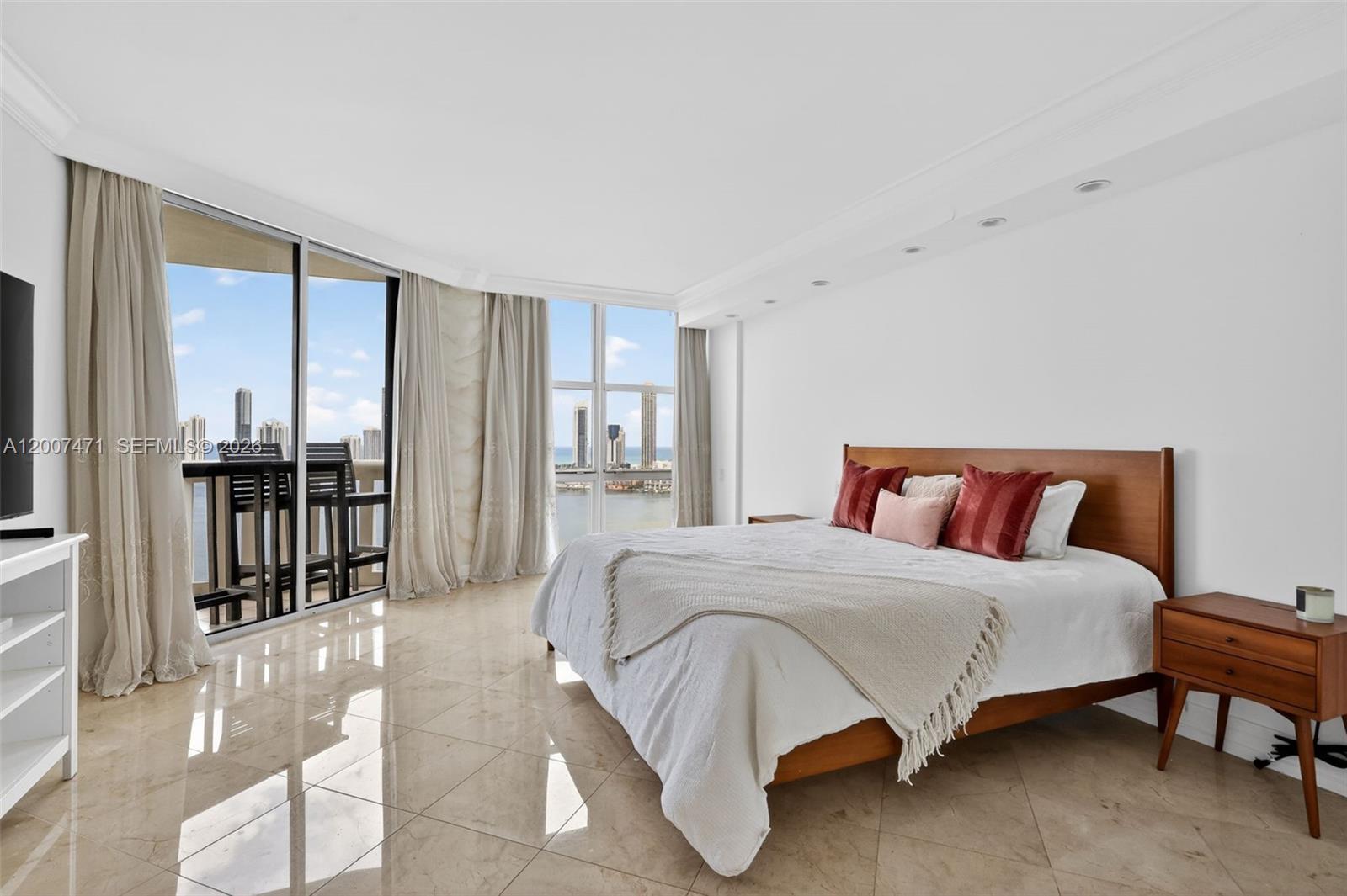 3000 ISL BLVD WILLIAMS IS - Residential
