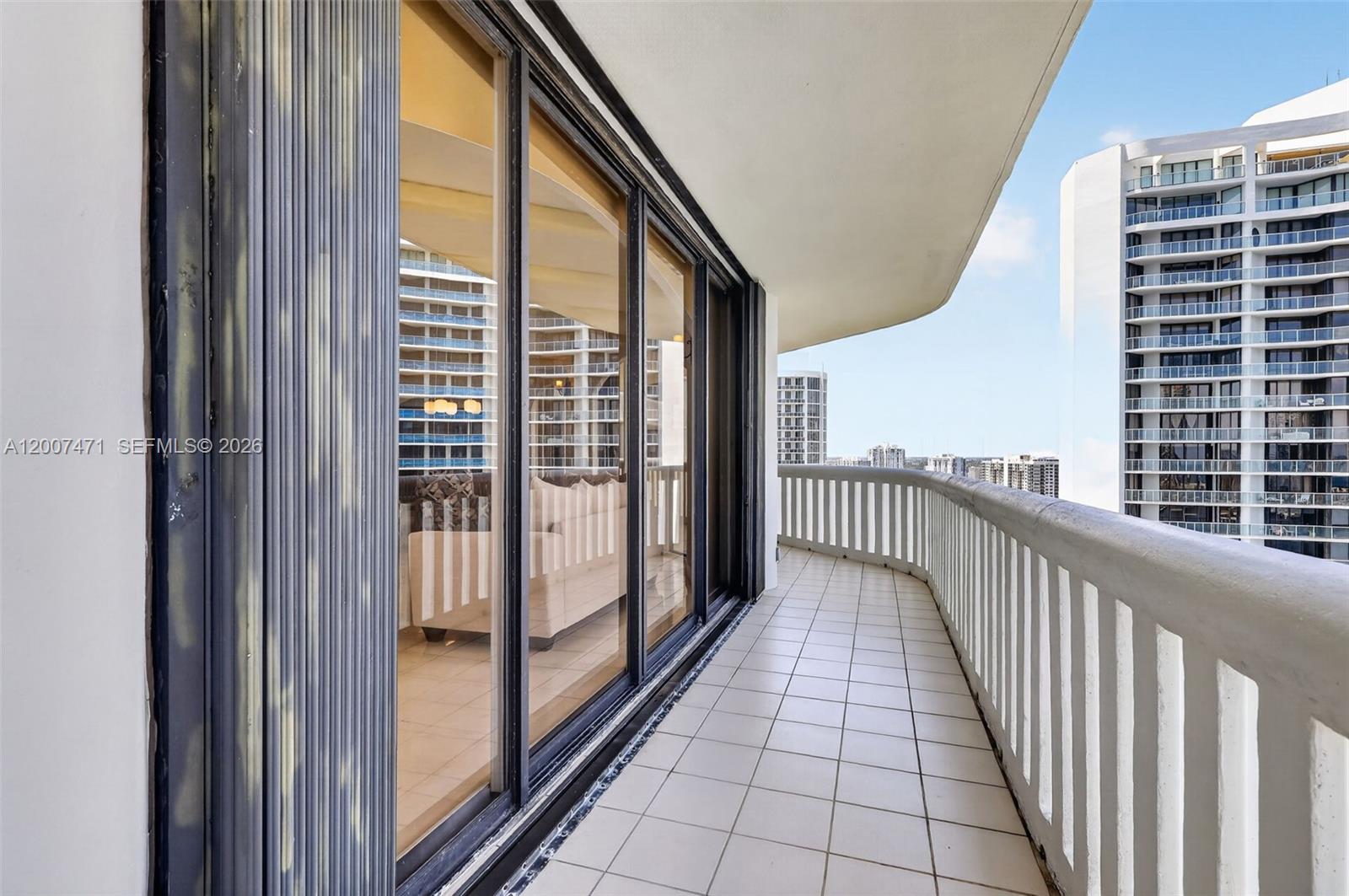 3000 ISL BLVD WILLIAMS IS - Residential