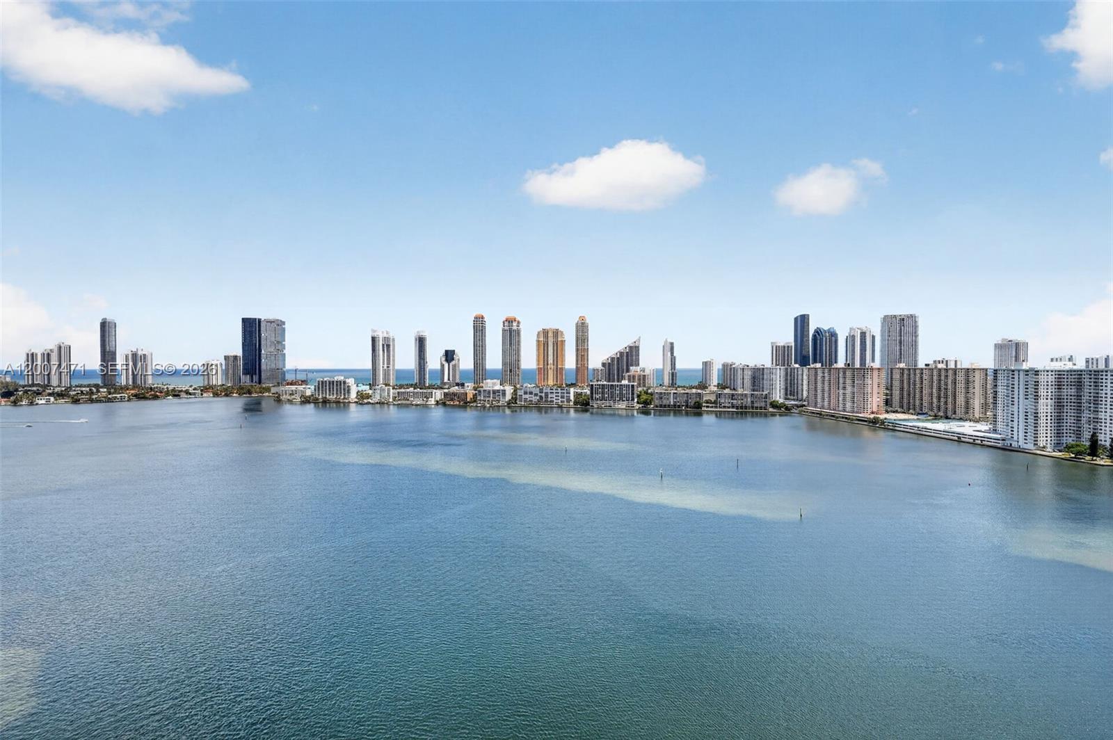 3000 ISL BLVD WILLIAMS IS - Residential