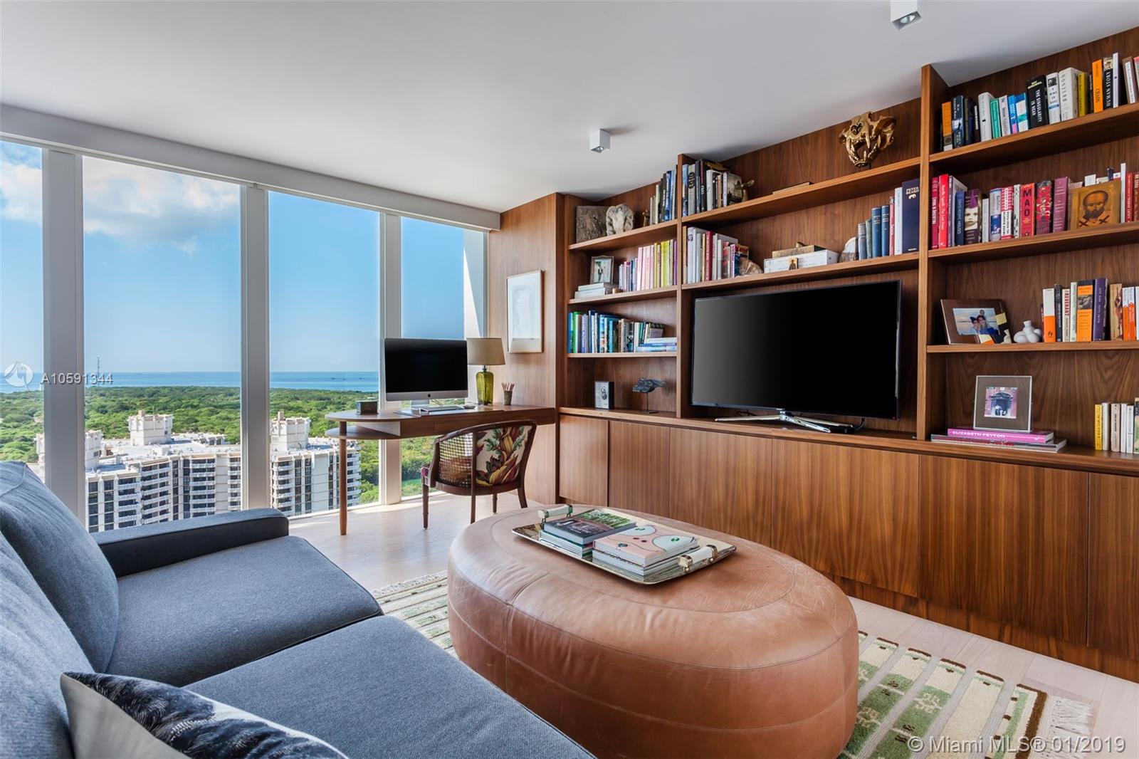 CASA DEL MAR CONDO - Residential