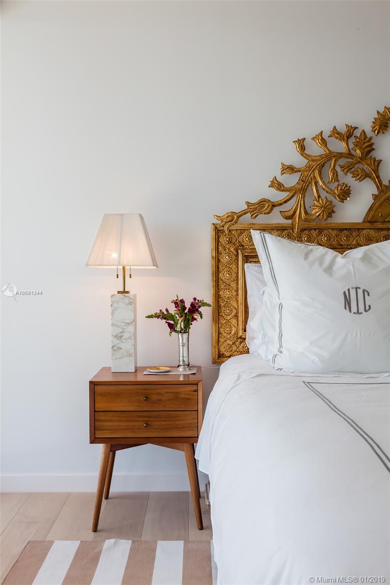 CASA DEL MAR CONDO - Residential