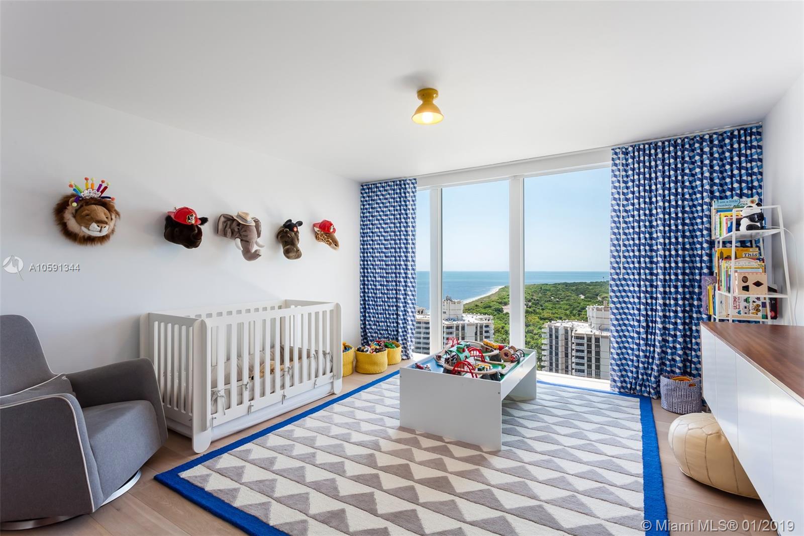 CASA DEL MAR CONDO - Residential