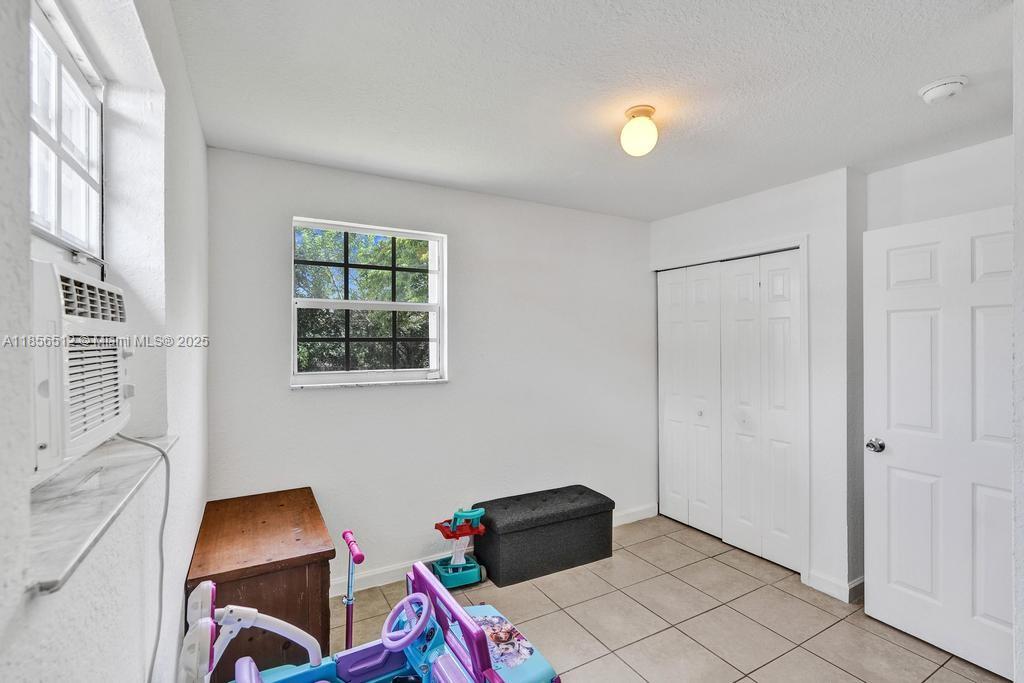 RICHMOND HGTS ESTS 4TH AD - Residential