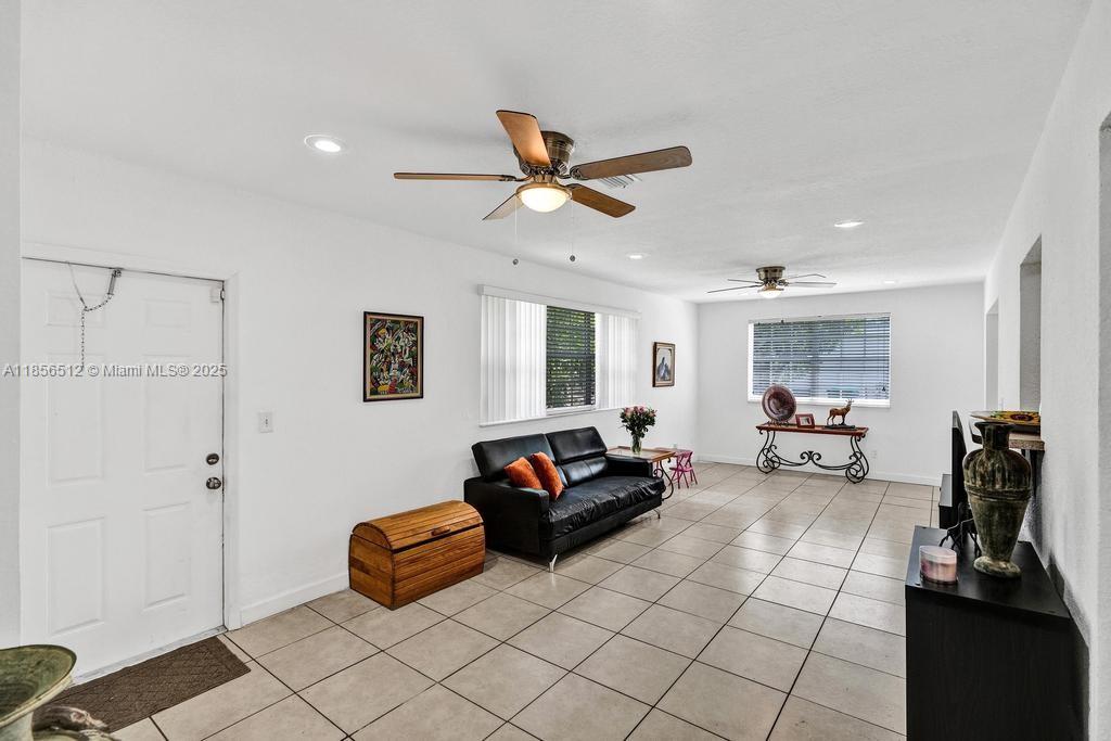 RICHMOND HGTS ESTS 4TH AD - Residential