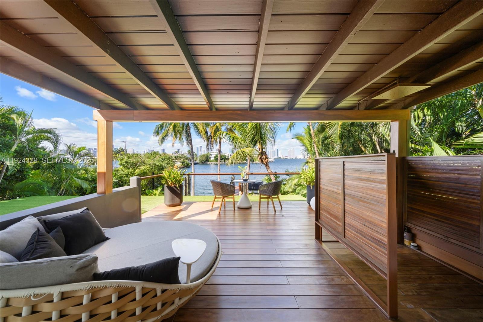 SAN MARINO ISLAND - Residential Lease