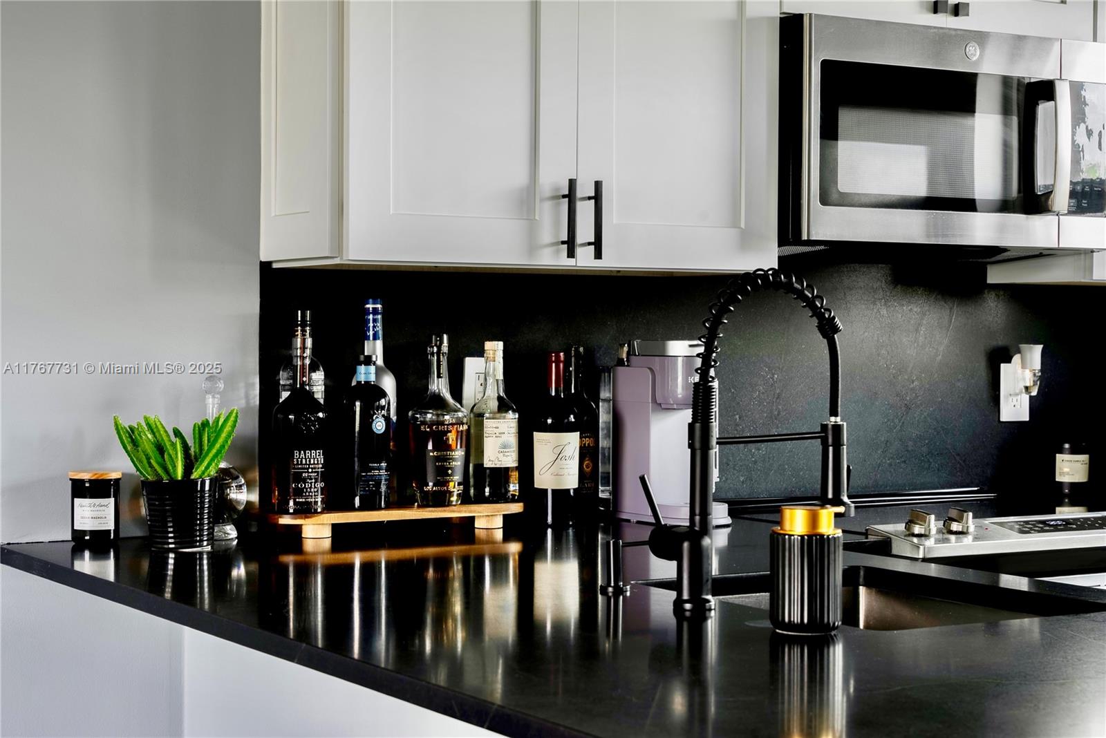 PARK PLACE CONDO - Residential