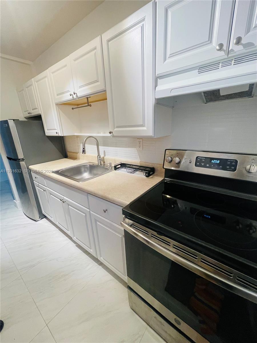 PINE TREE PARK - Residential Income