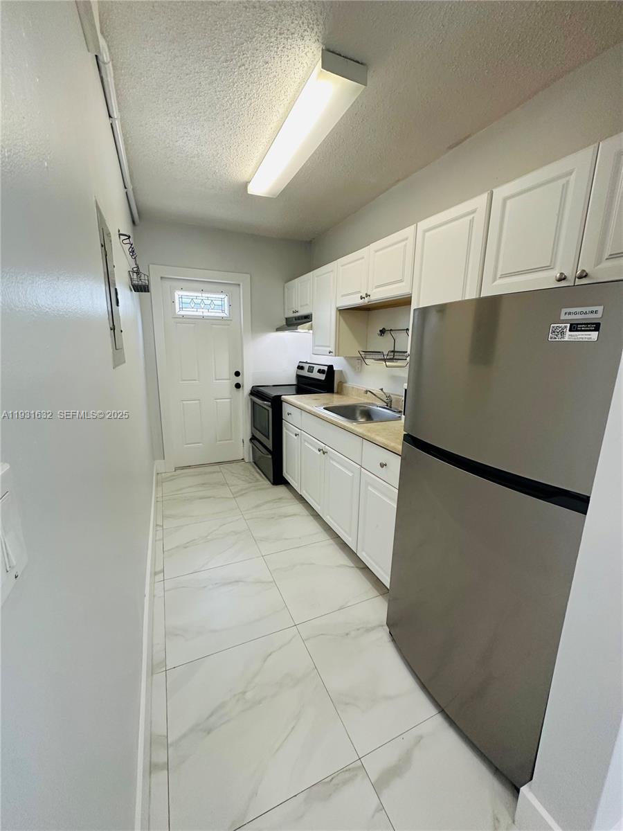 PINE TREE PARK - Residential Income