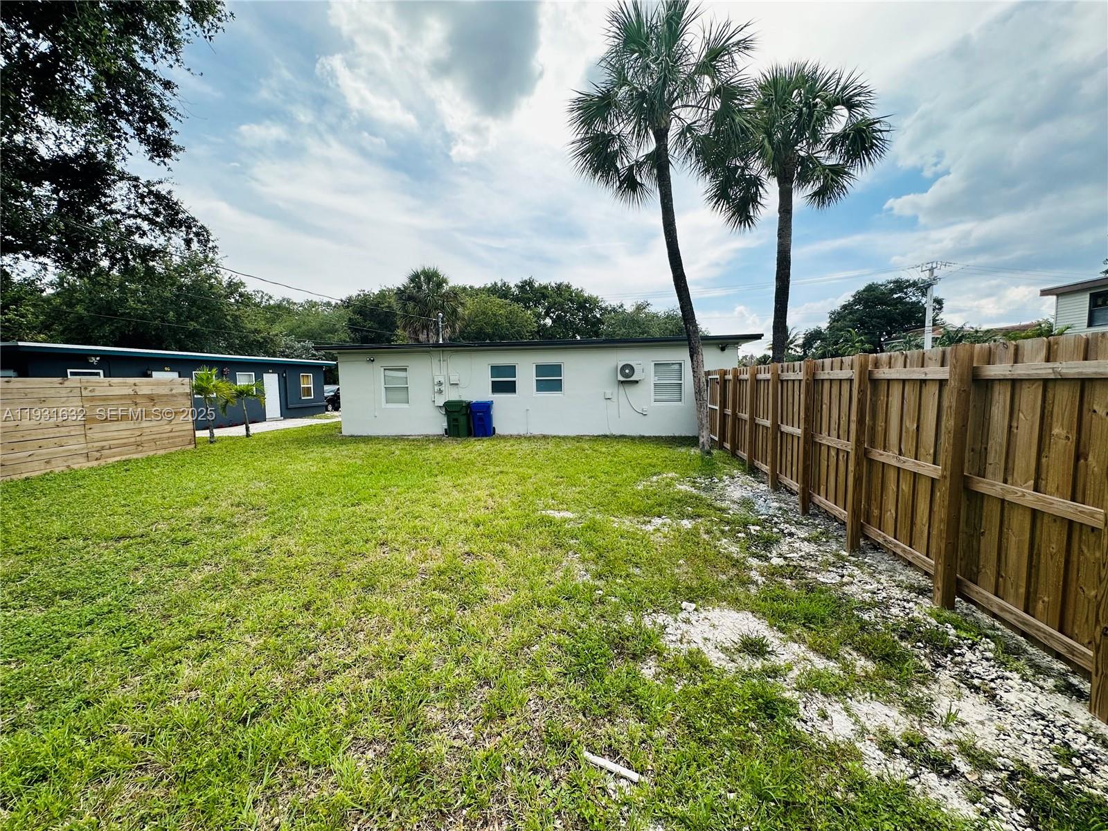 PINE TREE PARK - Residential Income