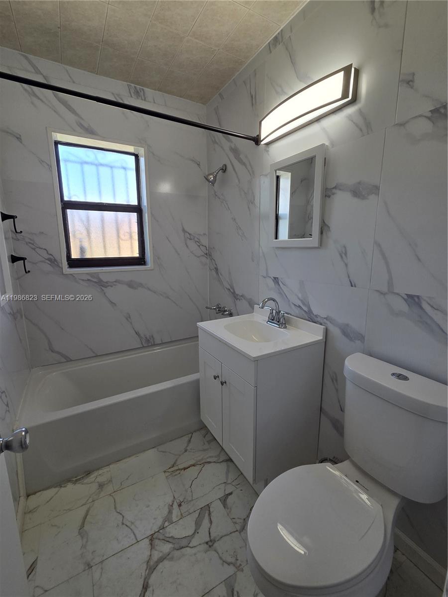 ANDERSON HEIGHTS - Residential Lease