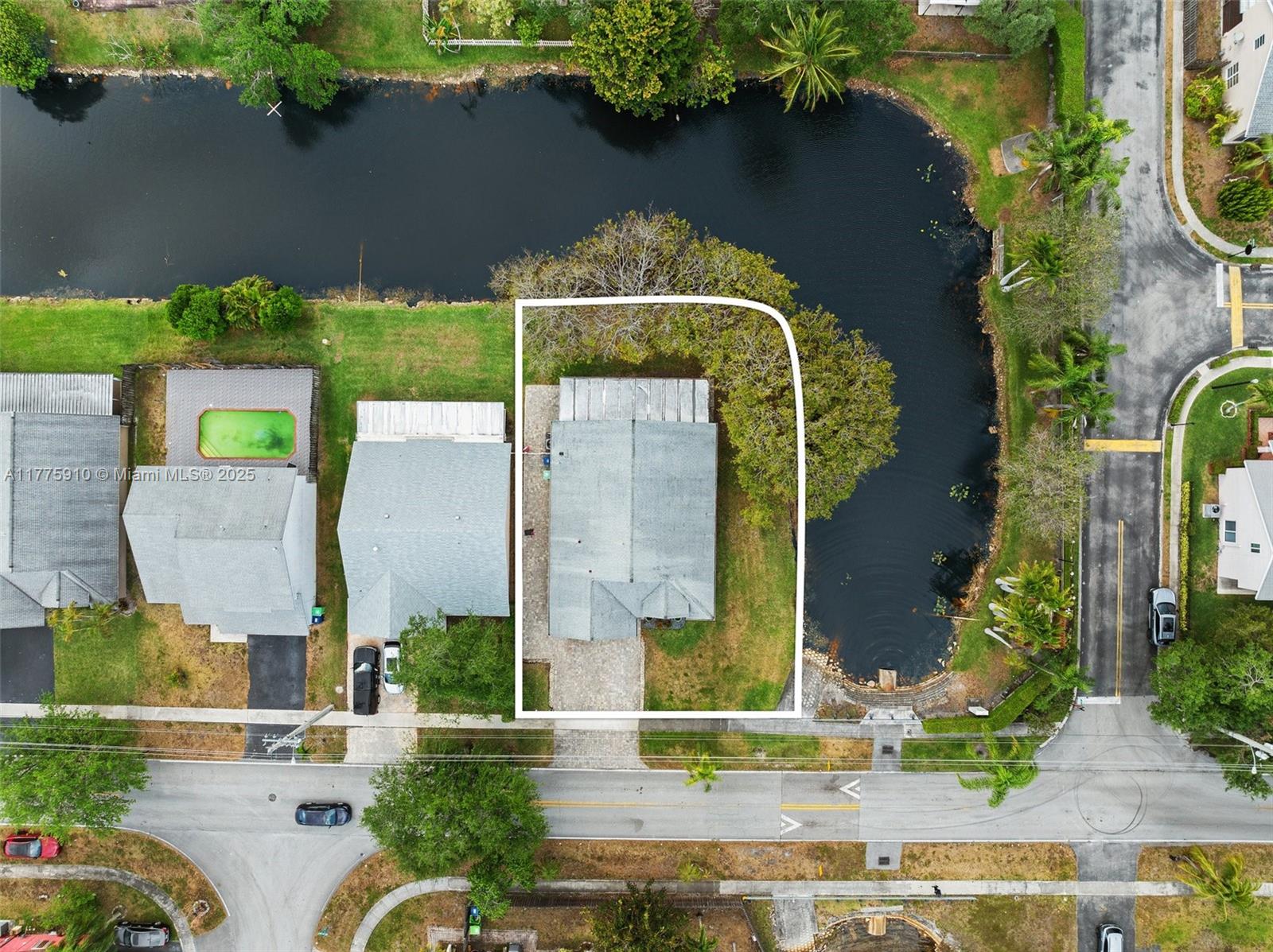 3185 NW 120th Way