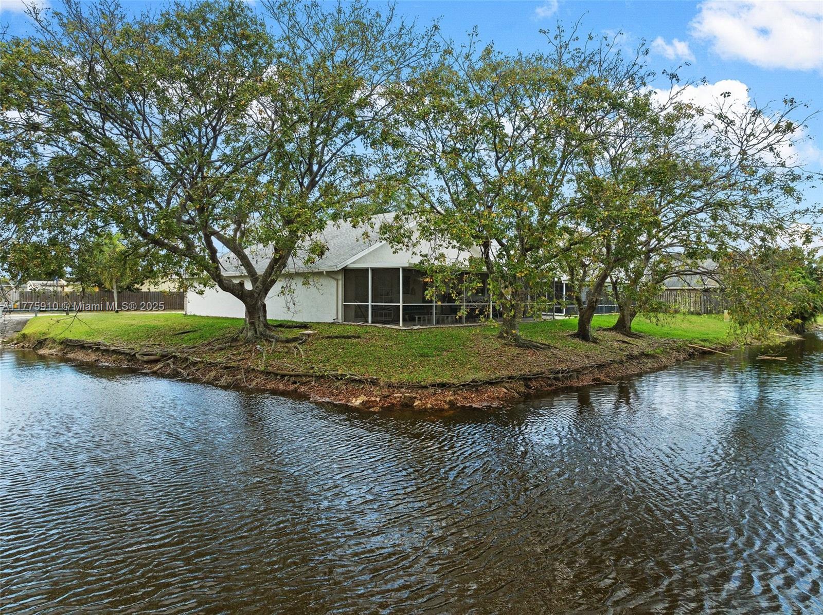 3185 NW 120th Way