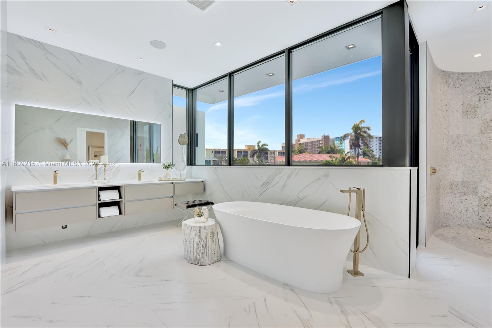 EASTERN SHORES - Residential