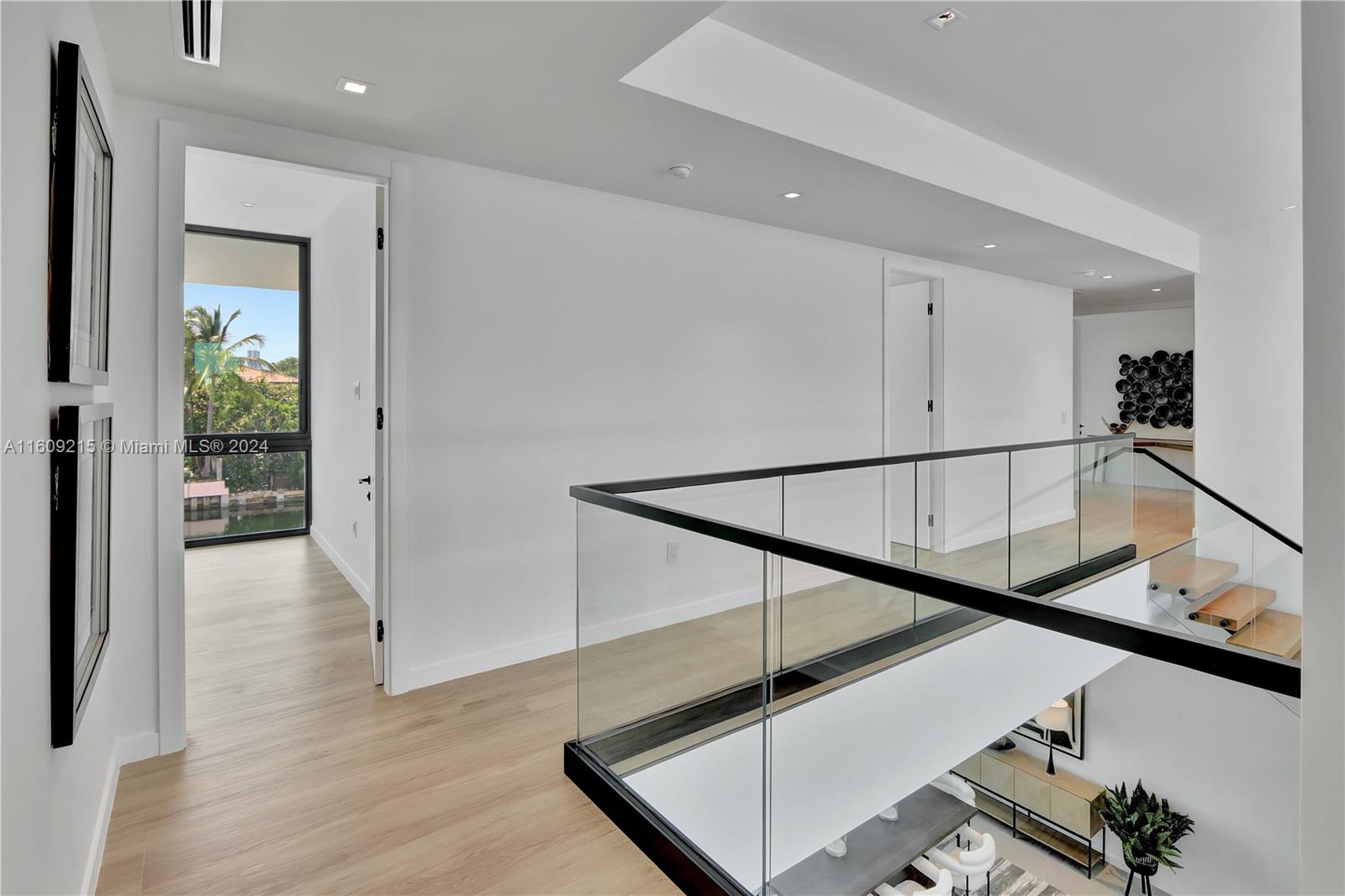 EASTERN SHORES - Residential