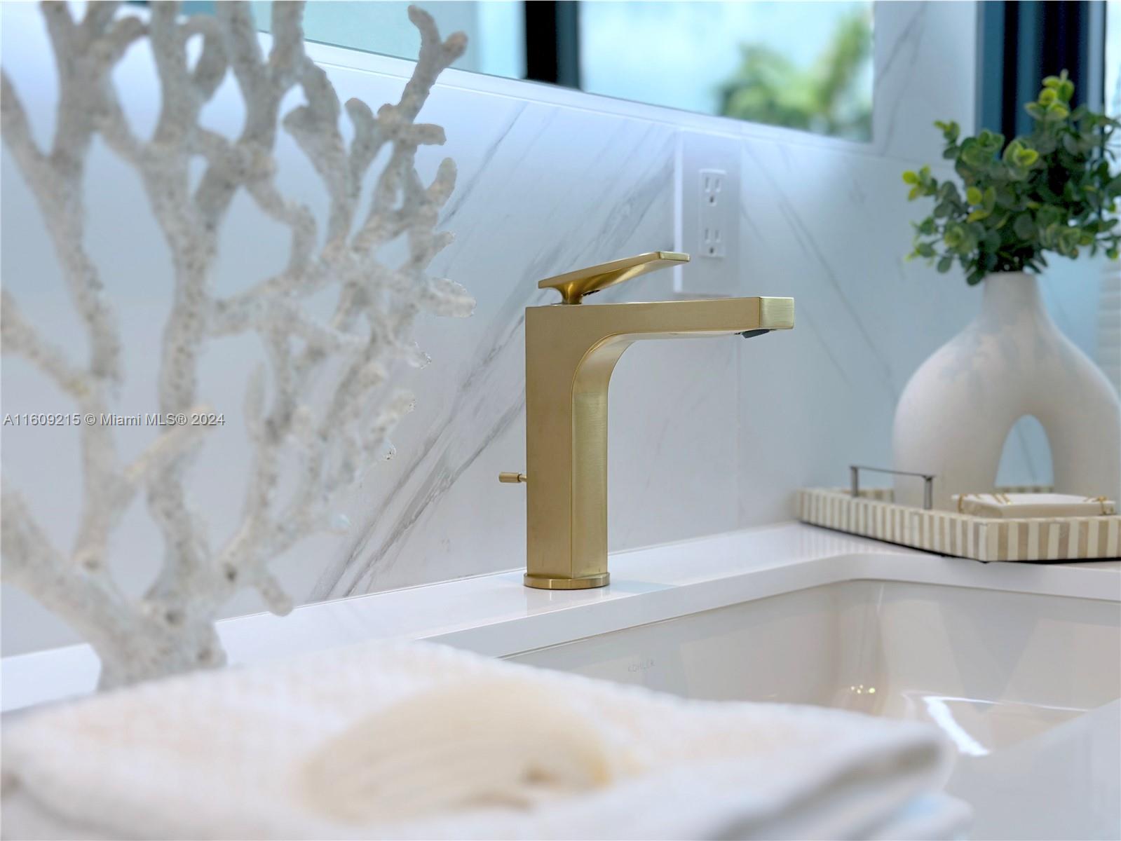 EASTERN SHORES - Residential