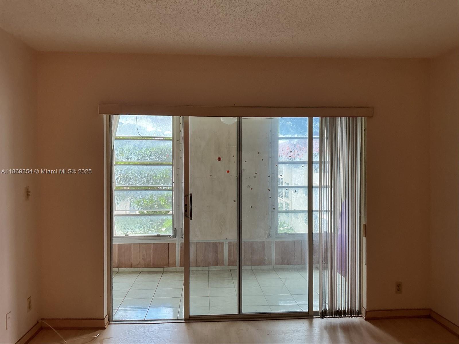 SUNRISE LAKES 8 CONDO - Residential