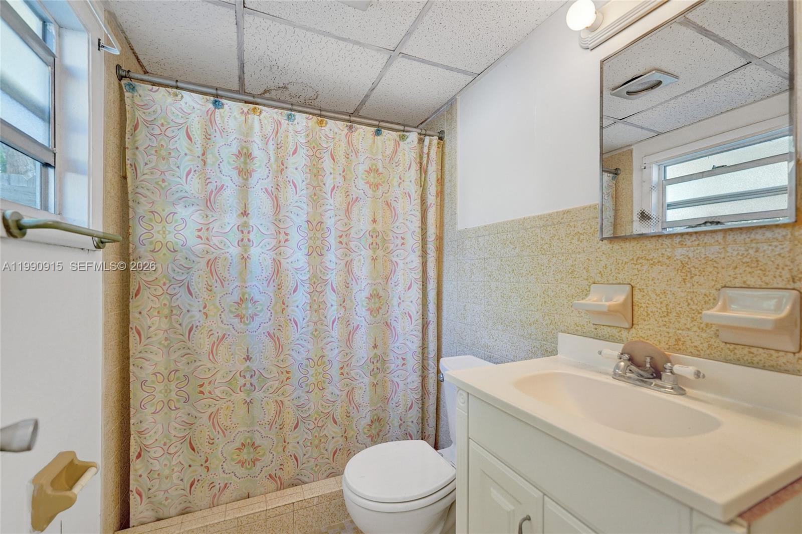 HOLLYWOOD PARK - Residential