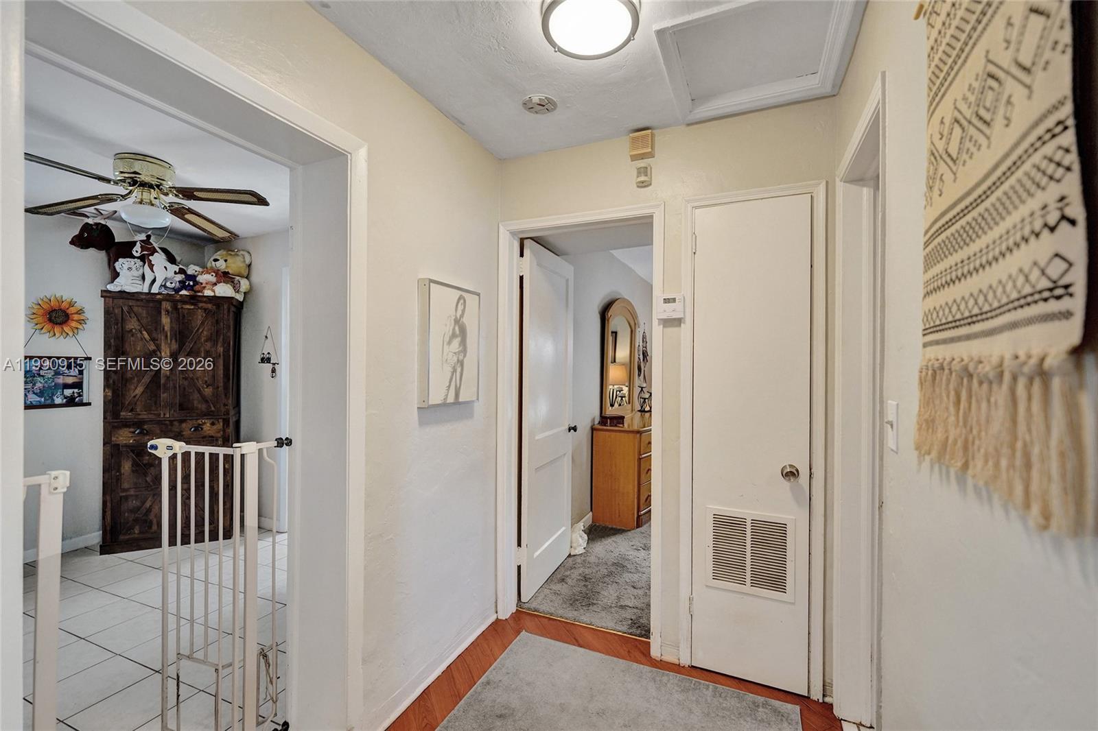 HOLLYWOOD PARK - Residential