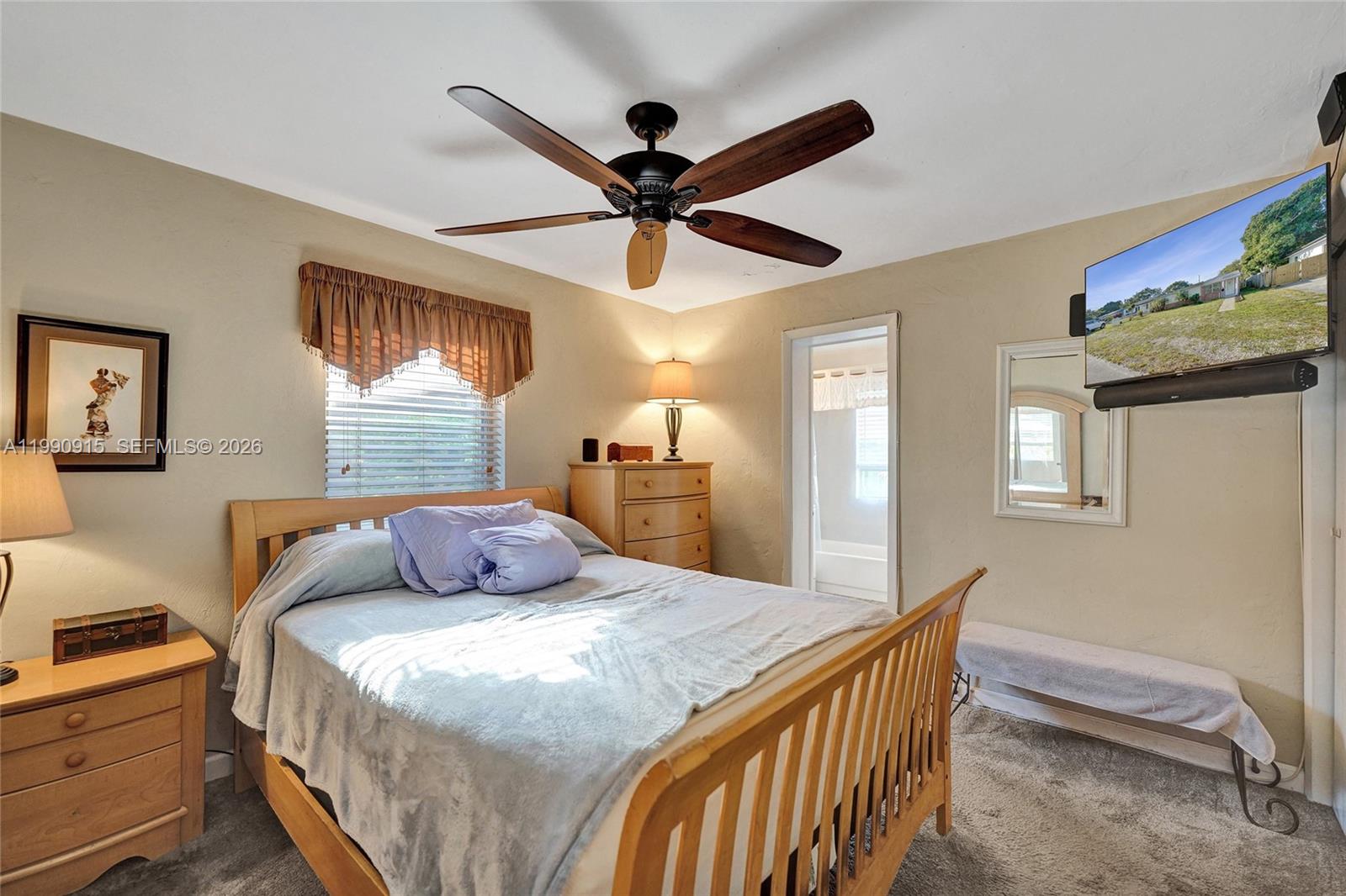 HOLLYWOOD PARK - Residential