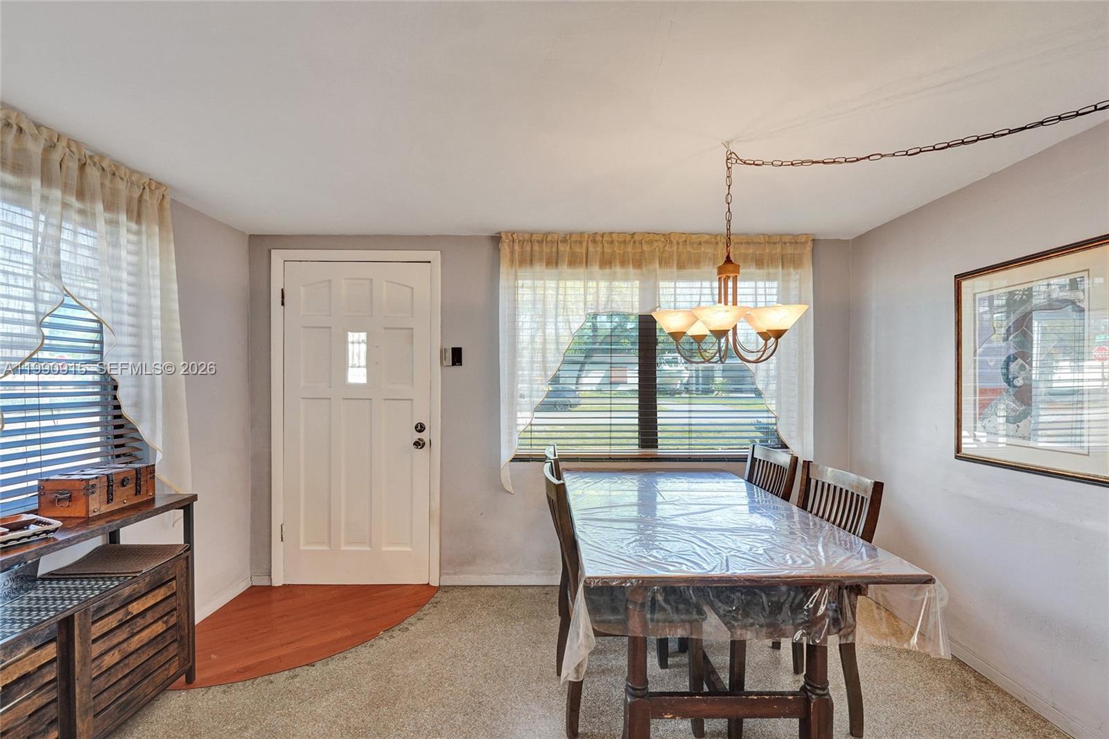 HOLLYWOOD PARK - Residential