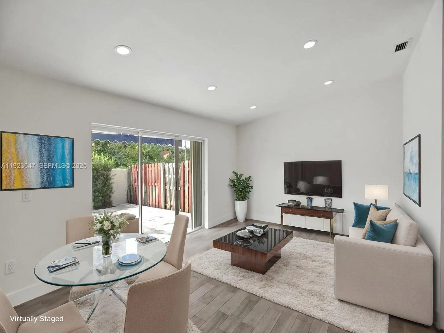 Miami, Florida 33183, United States, 2 Bedrooms Bedrooms, ,2 BathroomsBathrooms,Residential,Pending,250340