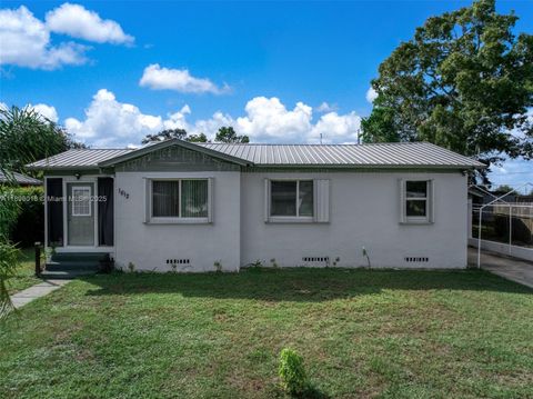 1612 Hitakee Ave Sebring FL 33870