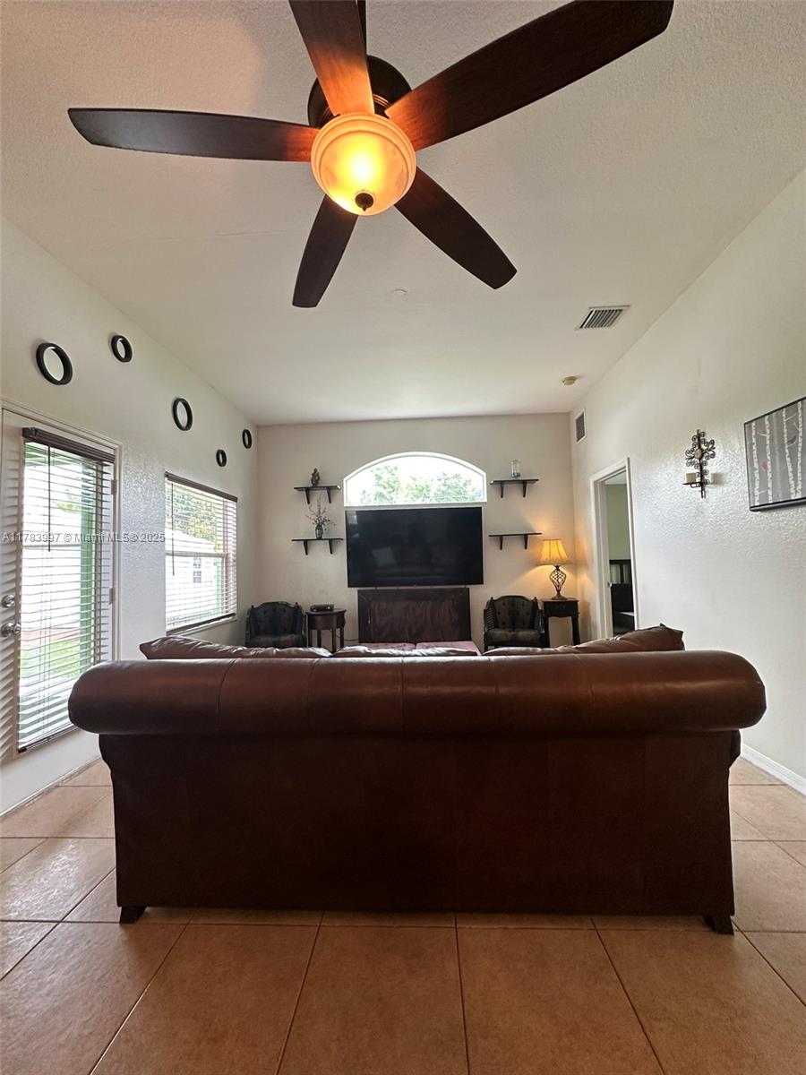 PORT ST LUCIE SECTION 17 - Residential