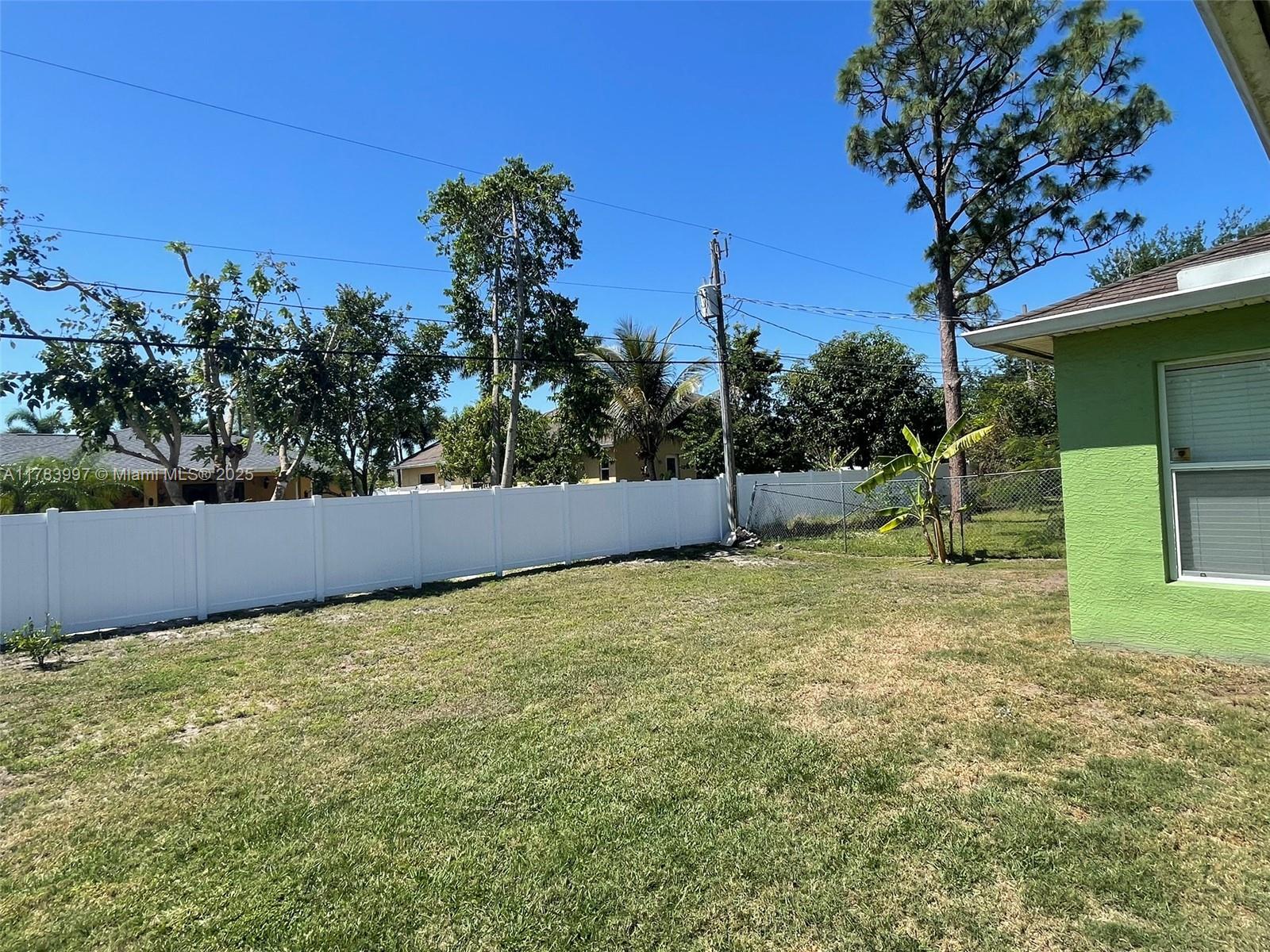 PORT ST LUCIE SECTION 17 - Residential