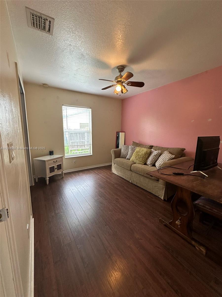 PORT ST LUCIE SECTION 17 - Residential