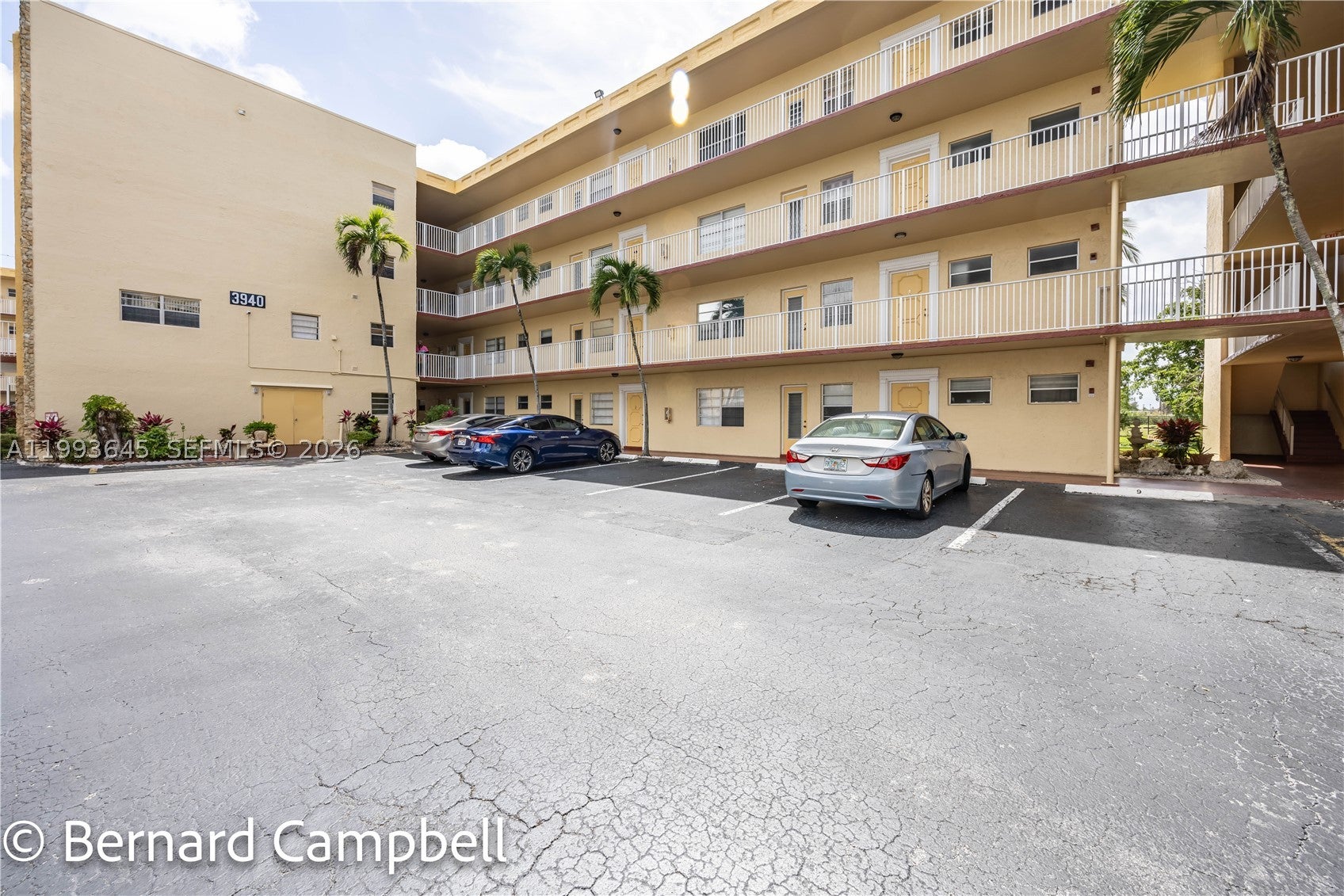 3940 NW 42nd Ave 417, Lauderdale Lakes FL 33319