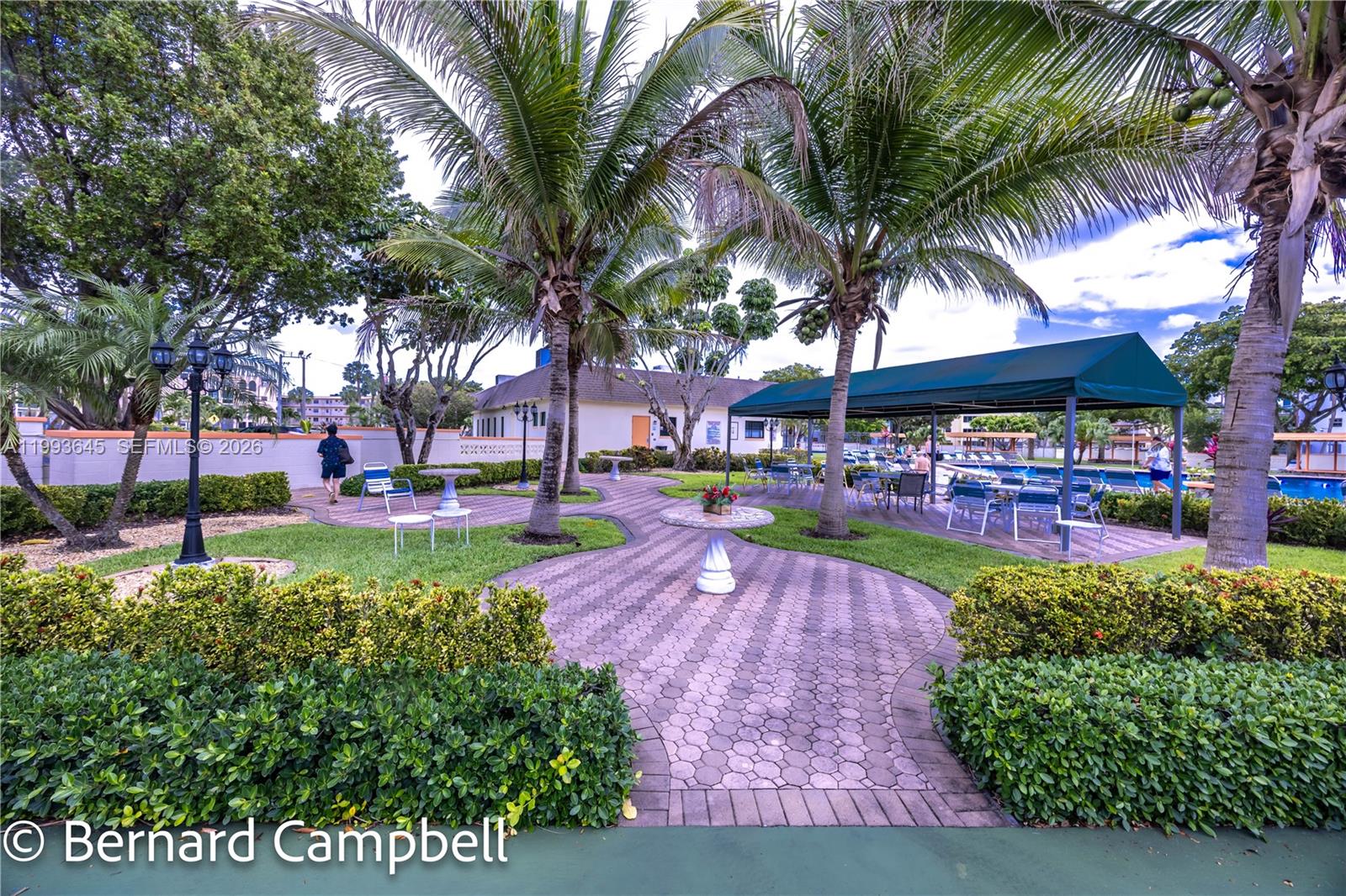 TOPAZ SOUTH CONDO - Residential