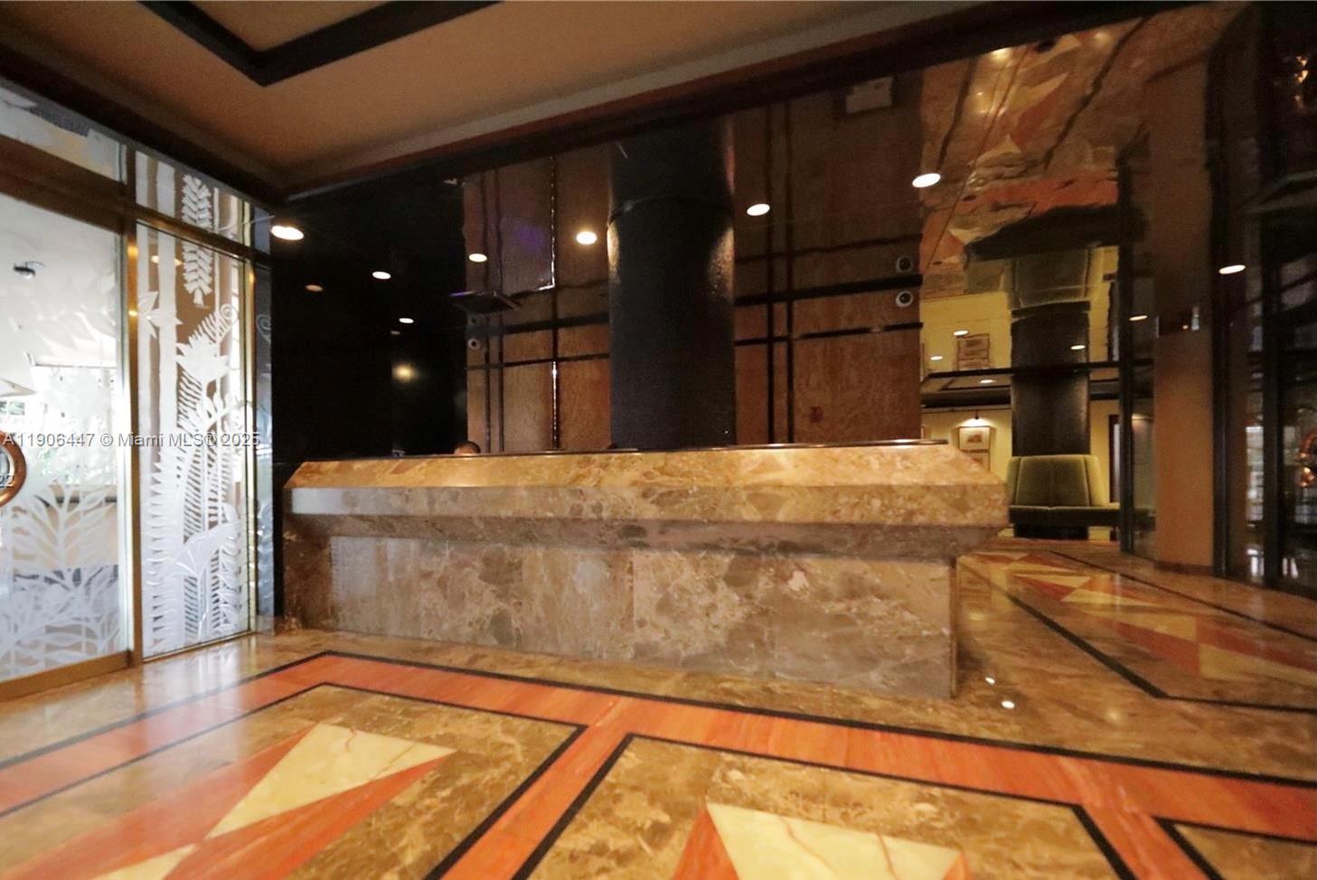 GROVE TOWERS CONDO - Residential