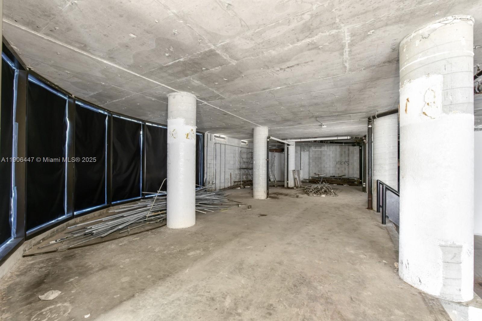 GROVE TOWERS CONDO - Residential