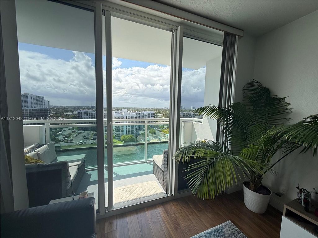 Photo of 3000 S Ocean Dr #1216, Hollywood, FL 33019 (MLS # A11812042)