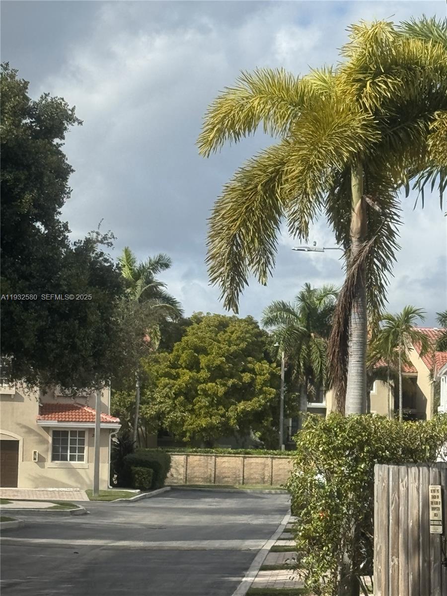 MAJORCA ISLES III CONDO - Residential