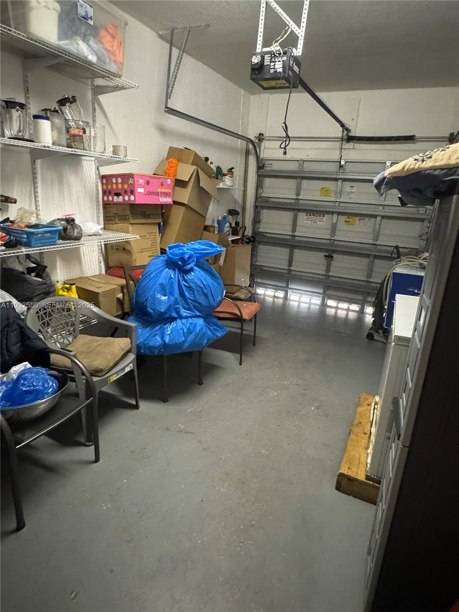 MAJORCA ISLES III CONDO - Residential