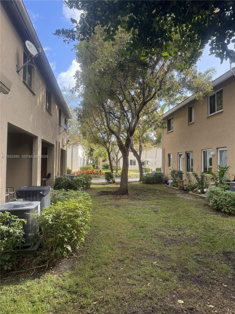 MAJORCA ISLES III CONDO - Residential