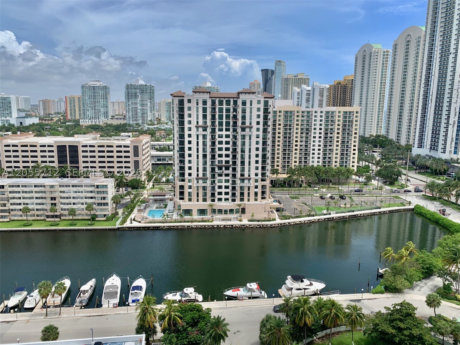 100 Bayview Dr 1930
