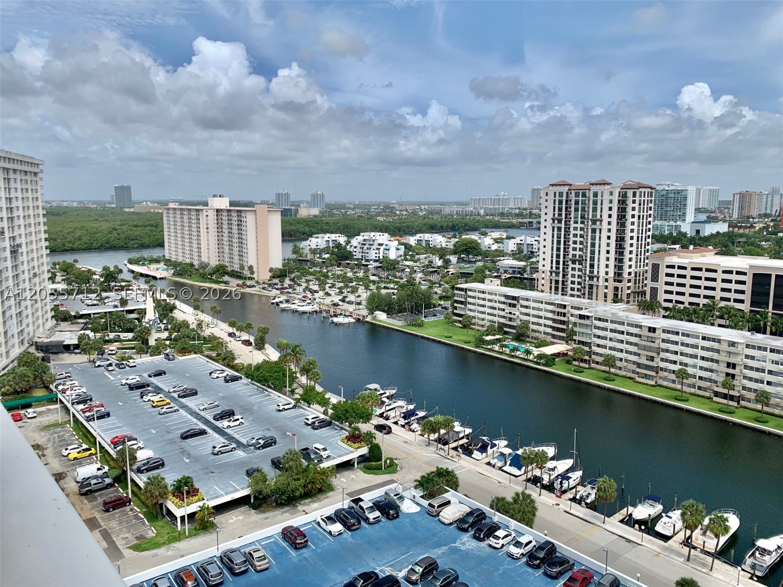100 Bayview Dr 1930