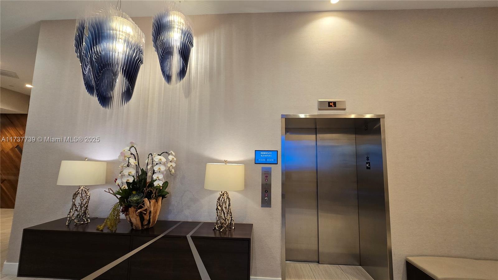 100 LAS OLAS CONDO - Residential