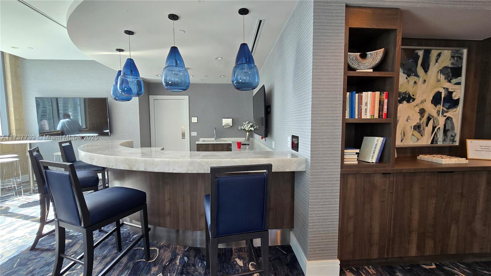 100 LAS OLAS CONDO - Residential