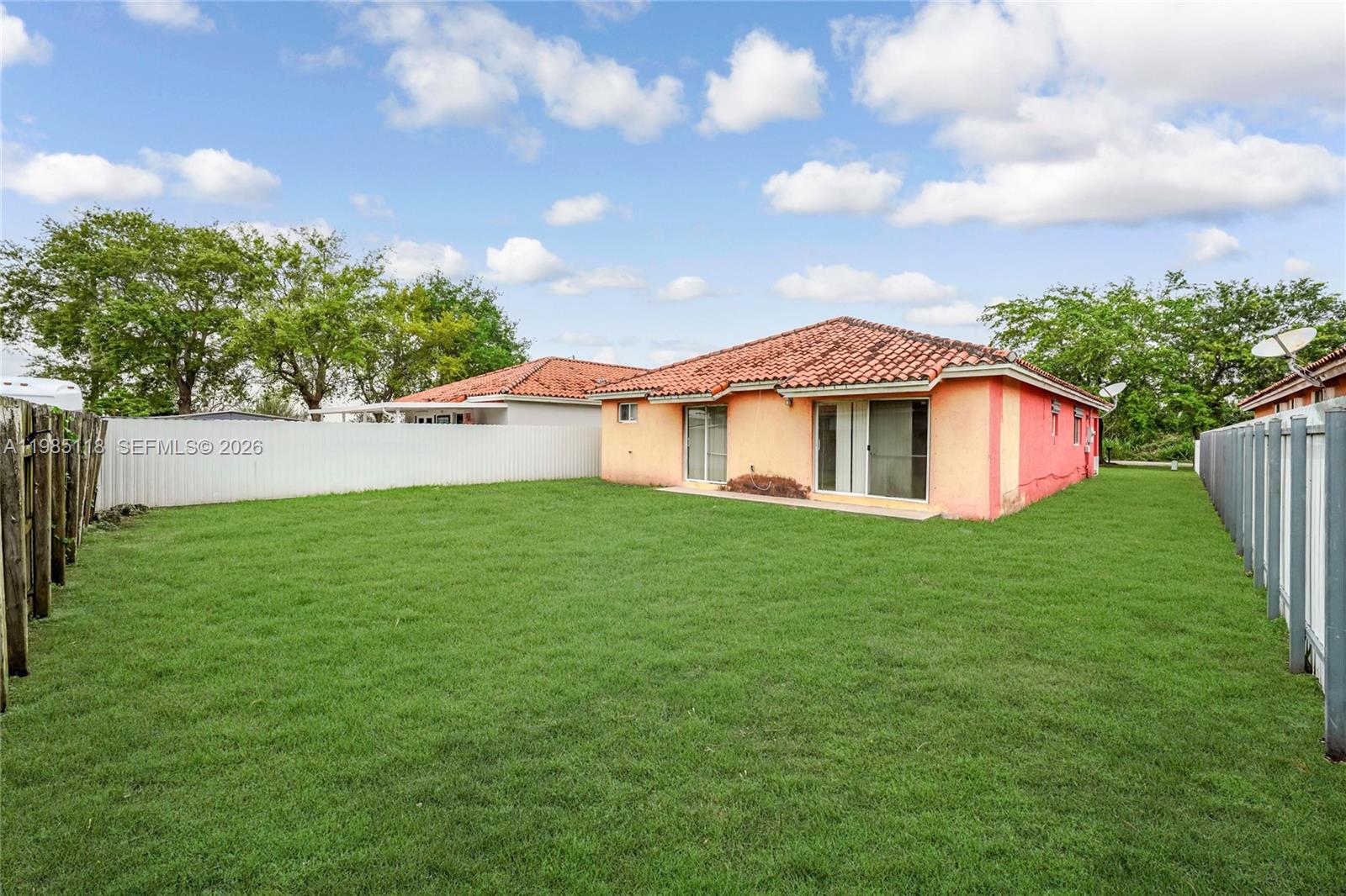 SILVER PALM PARK - Residential