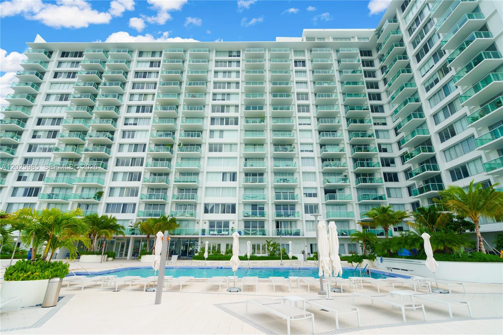 MIRADOR 1000 CONDO - Residential