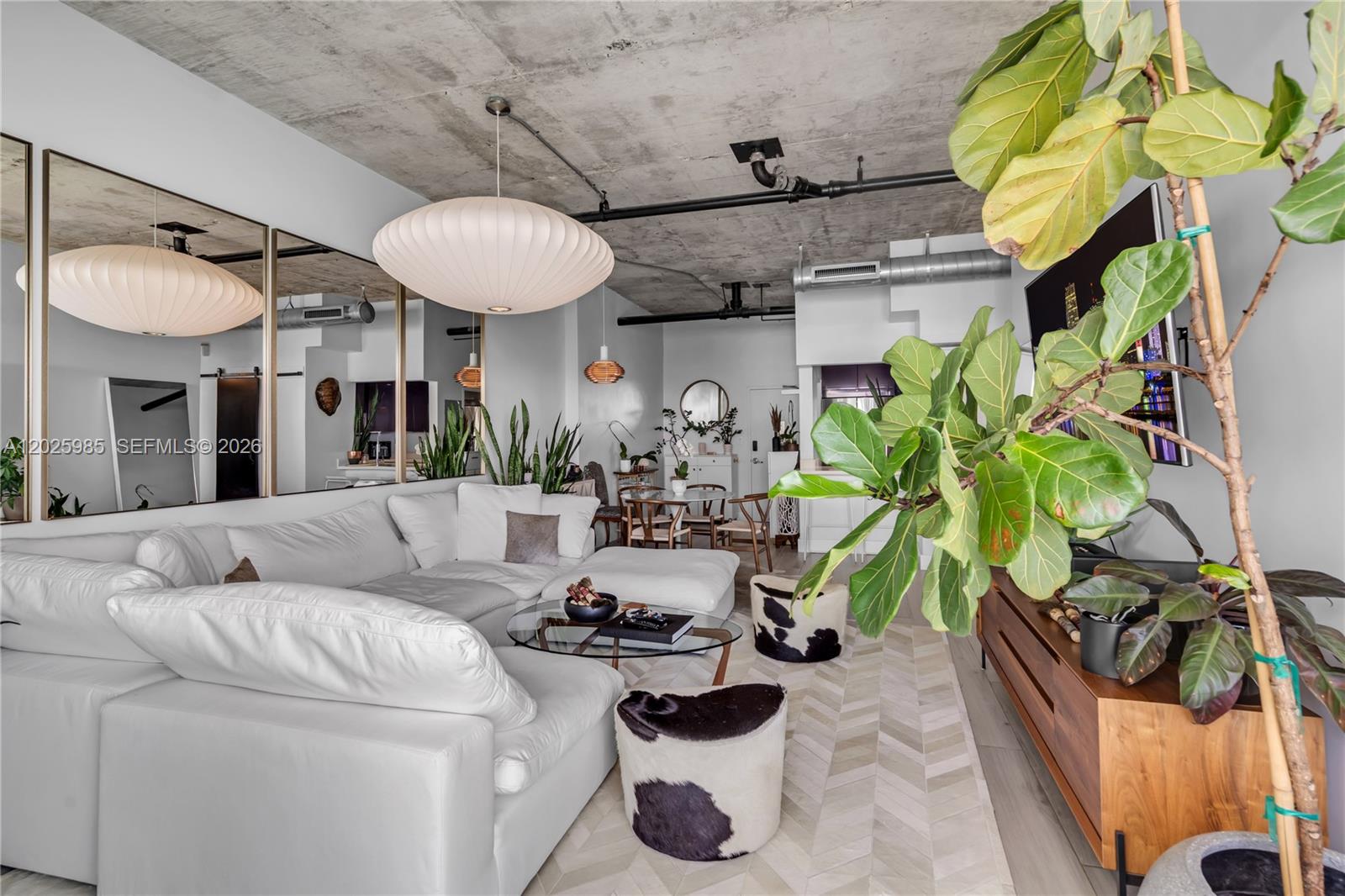 MIRADOR 1000 CONDO - Residential